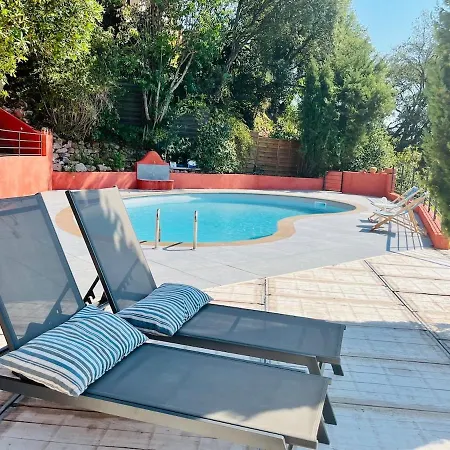 Дом отдыха Villam With Heated Pool, Panoramic View, Sea