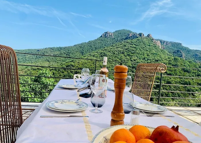 Hébergement de vacances Villam With Heated Pool, Panoramic View, Sea *