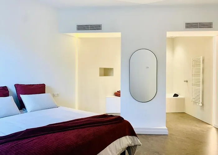 Villam With Heated Pool, Panoramic View, Sea Hébergement de vacances
