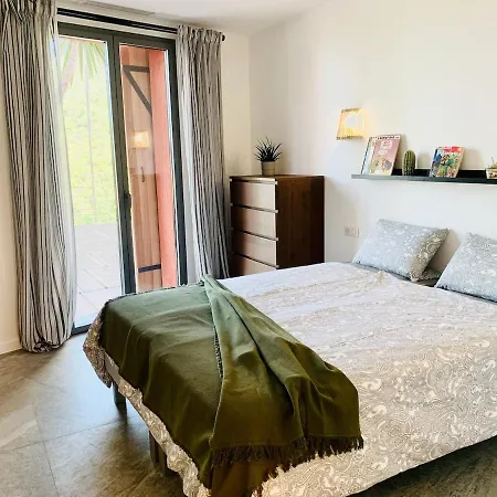 Vakantiehuis Villam With Heated Pool, Panoramic View, Sea *
