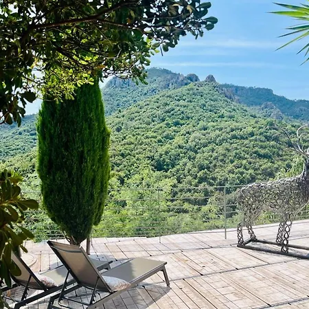 Vakantiehuis Villam With Heated Pool, Panoramic View, Sea